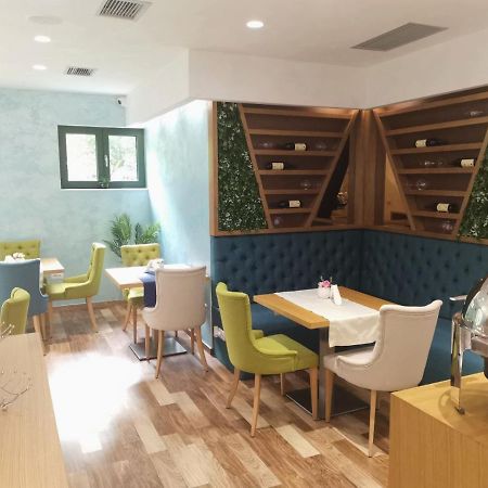Hotel Alkima Kotor Eksteriør billede